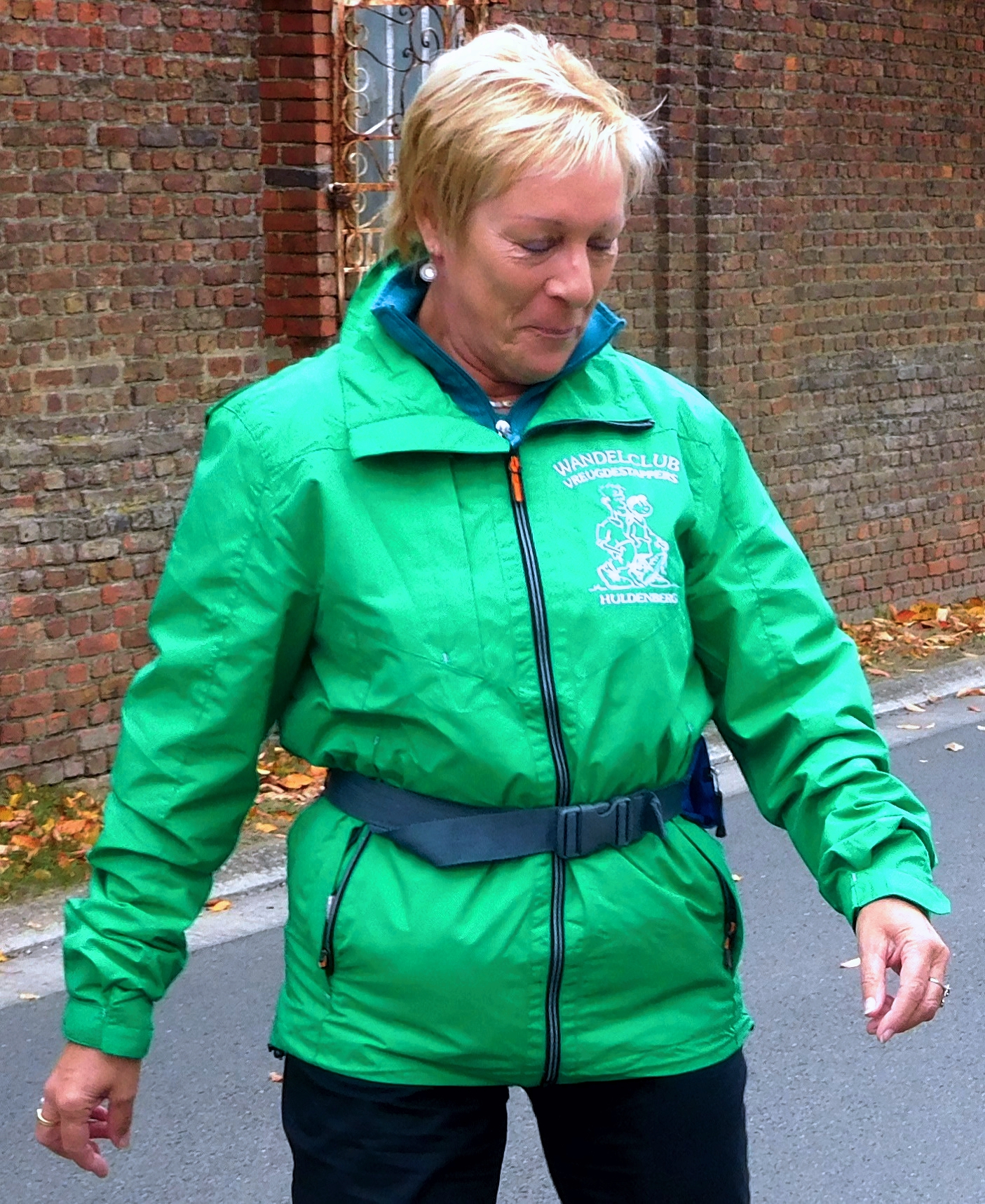 Regenjas, unisex, 100% nylon, binnen 100% polyester, S tot XXL, helgroen (50€)